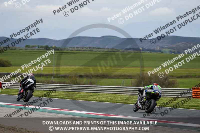 cadwell no limits trackday;cadwell park;cadwell park photographs;cadwell trackday photographs;enduro digital images;event digital images;eventdigitalimages;navarra;no limits trackdays;peter wileman photography;racing digital images;trackday digital images;trackday photos